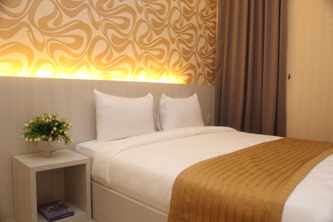 Lj Hotel Medan Exterior foto
